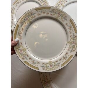 6 VTG Signature Collection CORONET 117 10.25" Dinner Plates